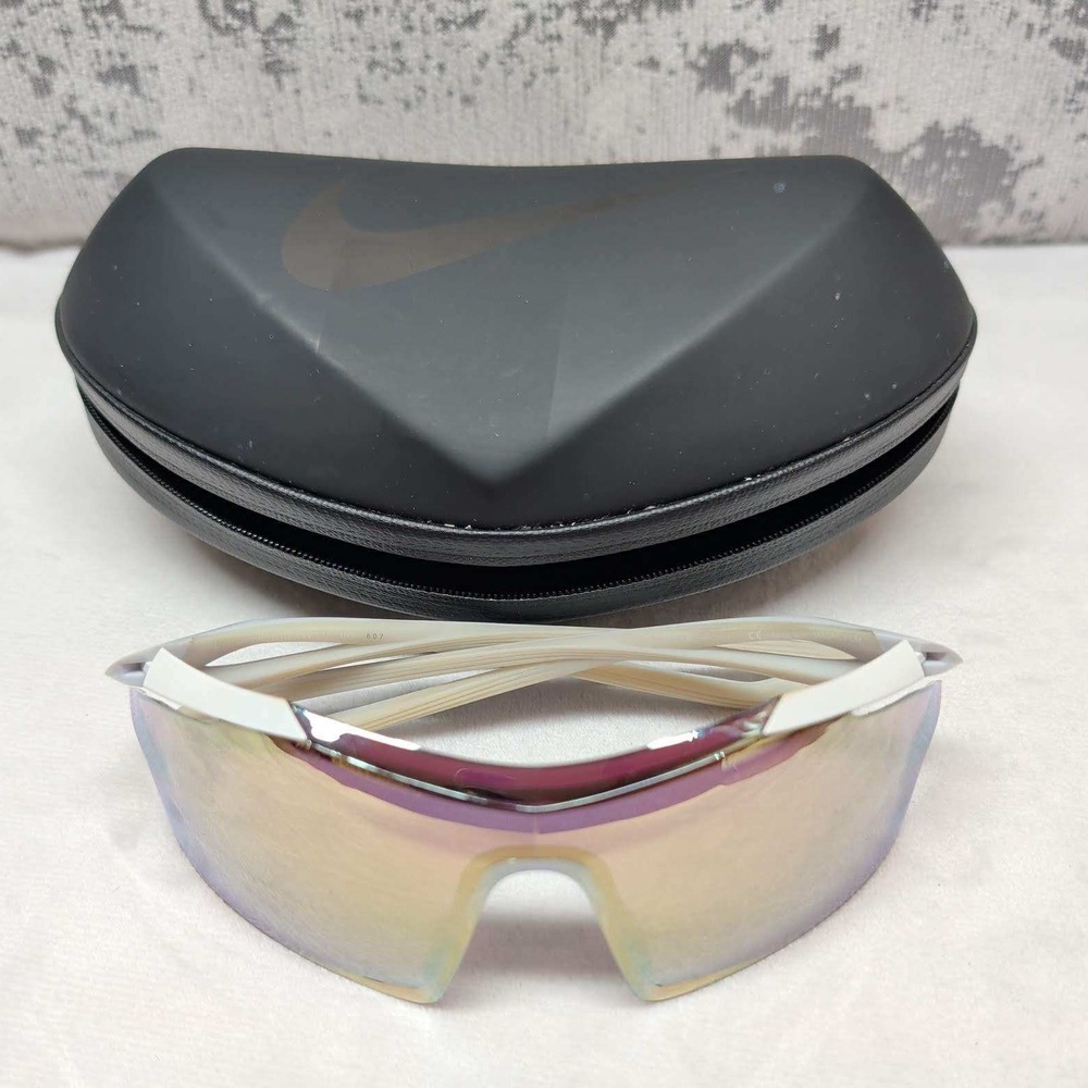 Nike Vaporwing Elite R Sunglasses White Iridescent Shield EV0913 100 Case
